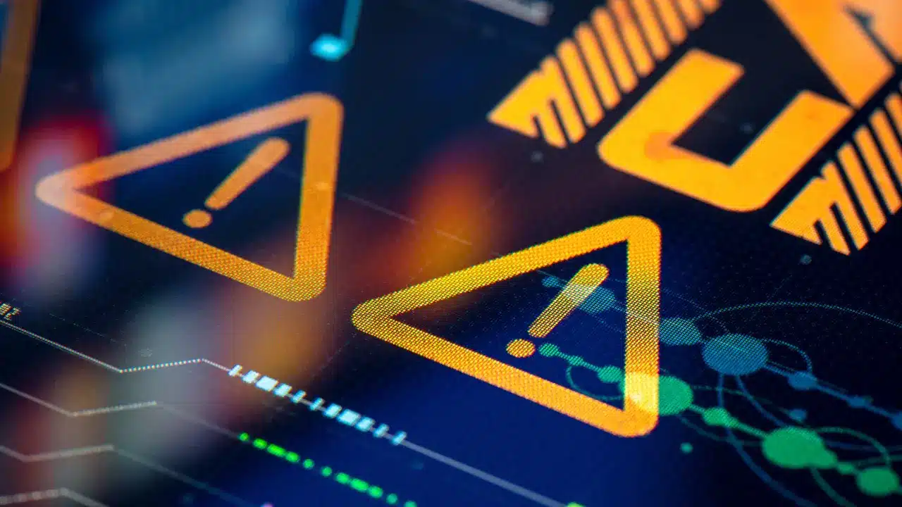 Notificar vulnerabilidades explotadas e incidentes graves que afecten a software y hardware ya es obligatorio